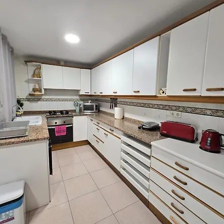 Villaroel Bed & Breakfast