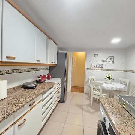 Bed & Breakfast Villaroel *
