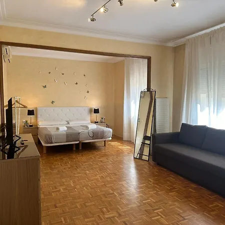 Villaroel Bed & Breakfast *