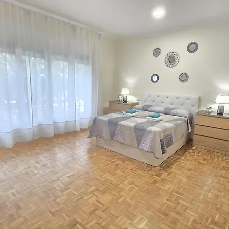 Villaroel Bed & Breakfast Barcelona