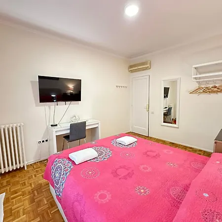 Villaroel Bed & Breakfast